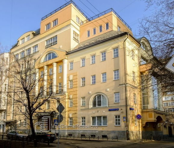 Офисные и банковское помещение в бизнес центре класса В+, м.Кропоткинская.