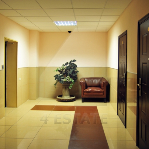 Сдаются офисы в бизнес центре класса В "Агат", м. Электрозаводская.