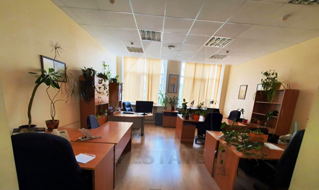 Помещение в аренду в офисном центре, м.Серпуховская.