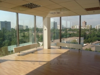 Аренда офисных помещений в бизнес-центре класса В+ "Смольный", м. Водный стадион