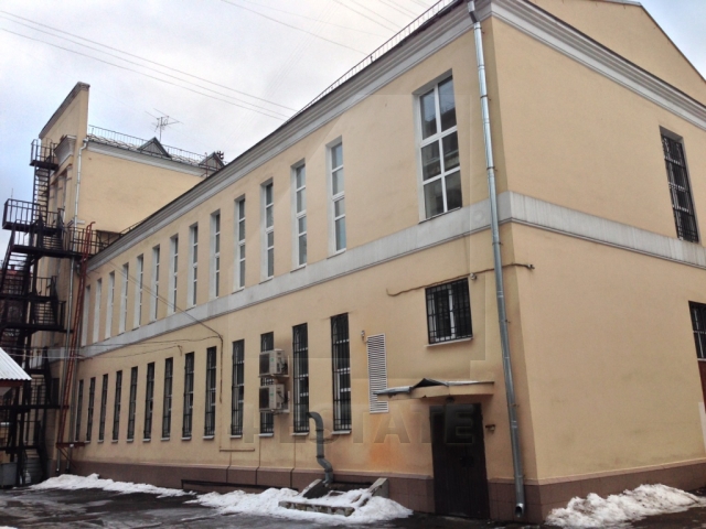 Офисное здание в аренду, м.Тульская.