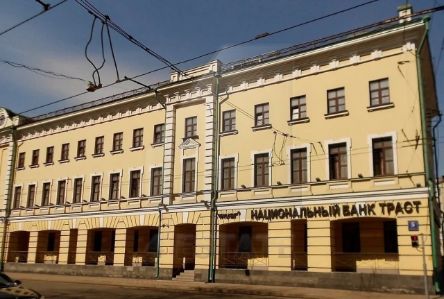Презентабельная часть здания с отд.входом, м.Бауманская.