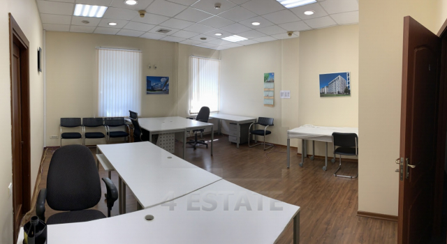 Офисные и банковское помещение в бизнес центре класса В+, м.Кропоткинская.