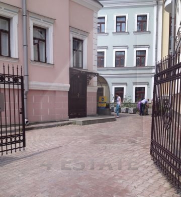 Представительский офис с отдельным входом, м.Новокузнецкая.