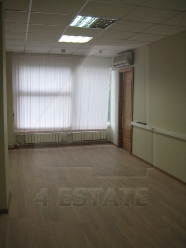 Офисное помещение с отдельным входом, м.Славянский б-р.