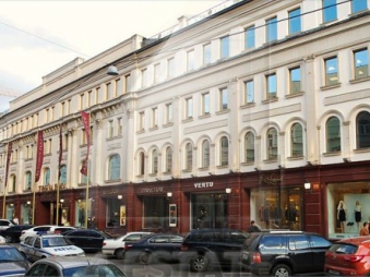 Аренда торговых и офисных помещений в бизнес-центре класса Премиум, м.Площадь революции.