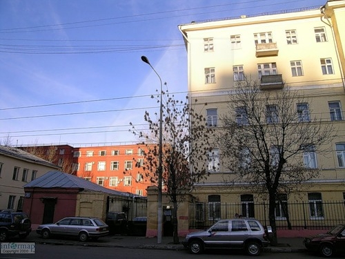 Аренда офиса в деловом центре класса В, м.Менделеевская.