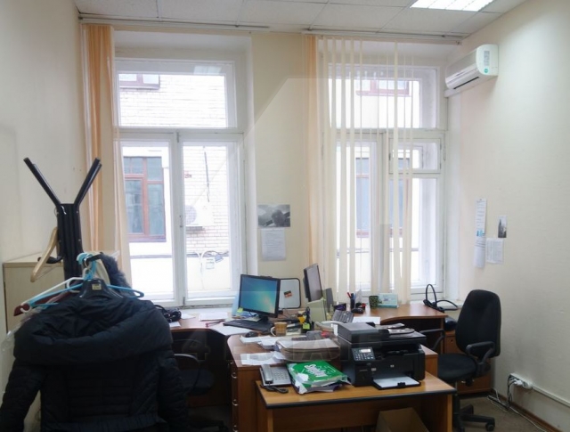 Офисный особняк в аренду, м.Серпуховская.