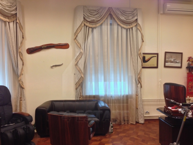Аренда презентабельного особняка с мебелью(раньше был банк) класса В+, м.Бауманская.