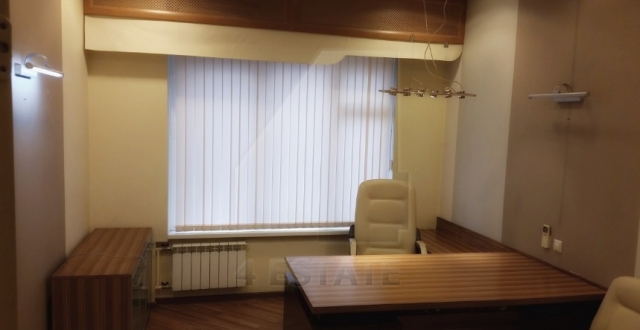 Аренда офиса в жилом доме м.Красносельская .