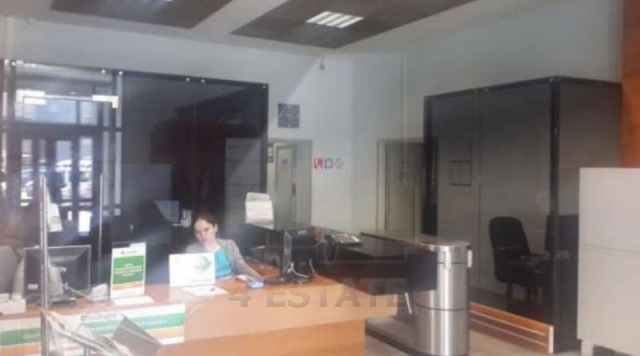 Аренда офисов в бизнес центре класса В+  м.Дмитровская.