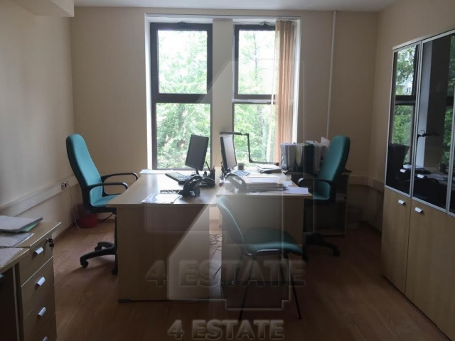 Продажа офиса в офисно-жилом доме с отдельным входом, м.Новокузнецкая.