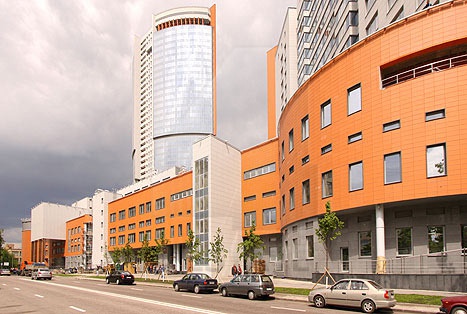 Продажа трехуровневого здания в бизнес комплексе класса А, м.Динамо.